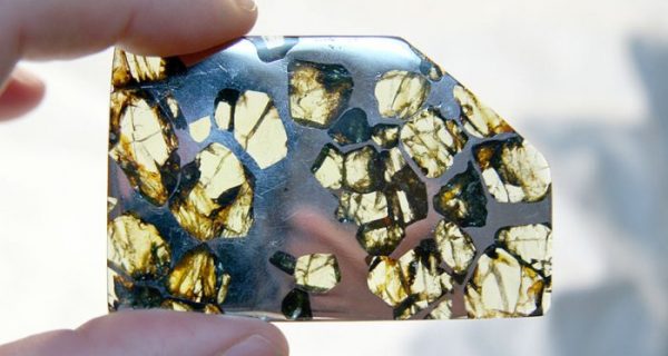 Gemas extraterrestres, piedras preciosas llegaron del espacio