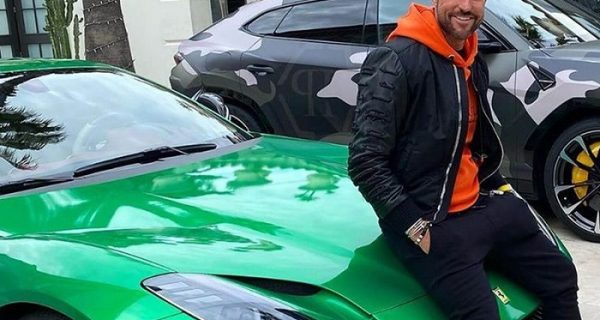 Maranello gana contra Philipp Plein. Nada fotos en las redes sociales con Ferrari