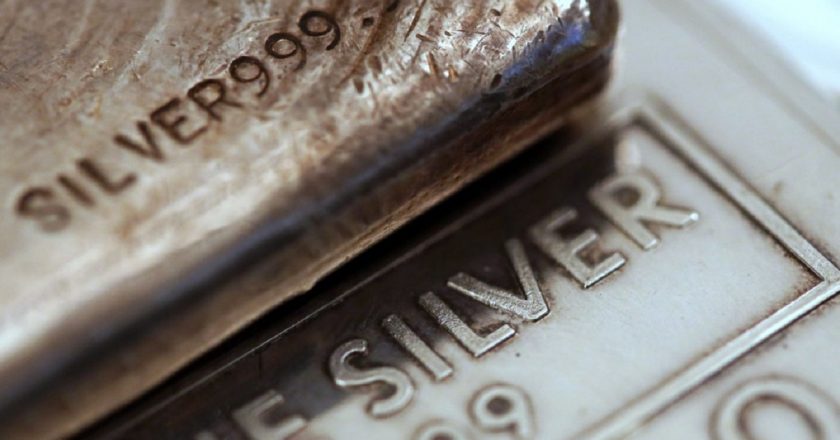 La demanda mundial de plata aumentará en 2021