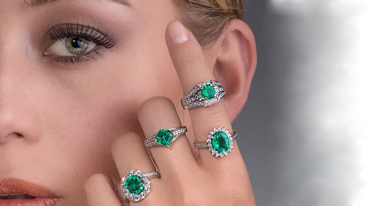 Los 7 anillos de esmeraldas más caros del mundo