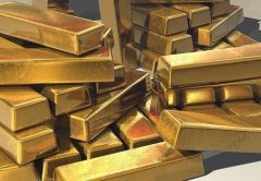 Oro y plata bajan. La subida de tipos deprime los metales preciosos