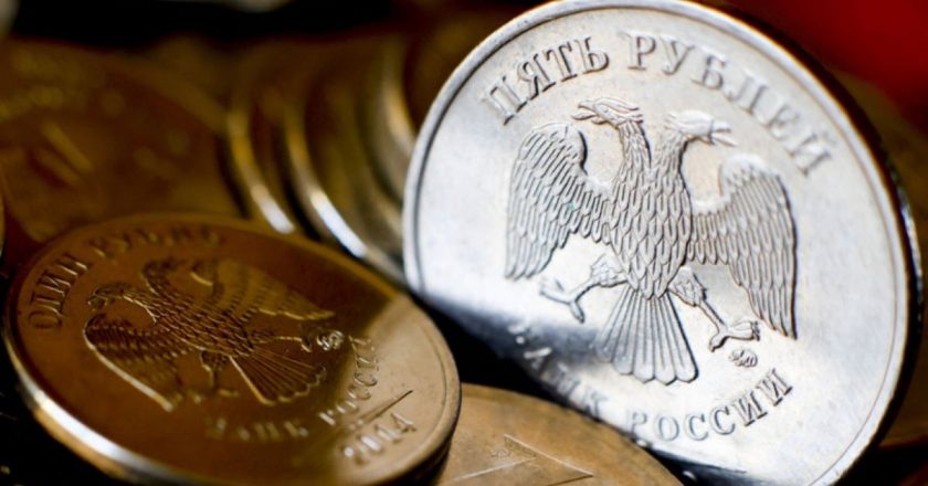 ¿La mejor moneda de este año? El rublo ruso