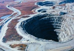 Cobre, oro, níquel, rodio… Las 10 minas más preciadas del mundo