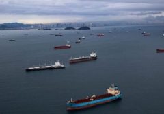 ¿El precio para evitar la cola del Canal de Panamá? $2,4 milliones