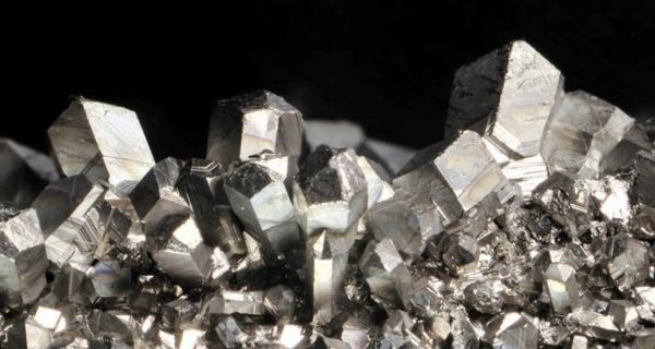 Descubren un mineral nunca antes visto, rico en el precioso niobio