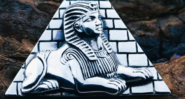 El oro de los pobres: en Egipto, ahorradores se defienden con plata